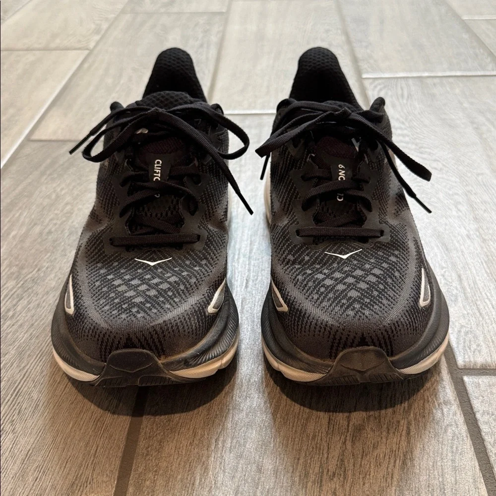 Hoka Clifton 9 Black and White Running Shoes - Picture 8 of 16